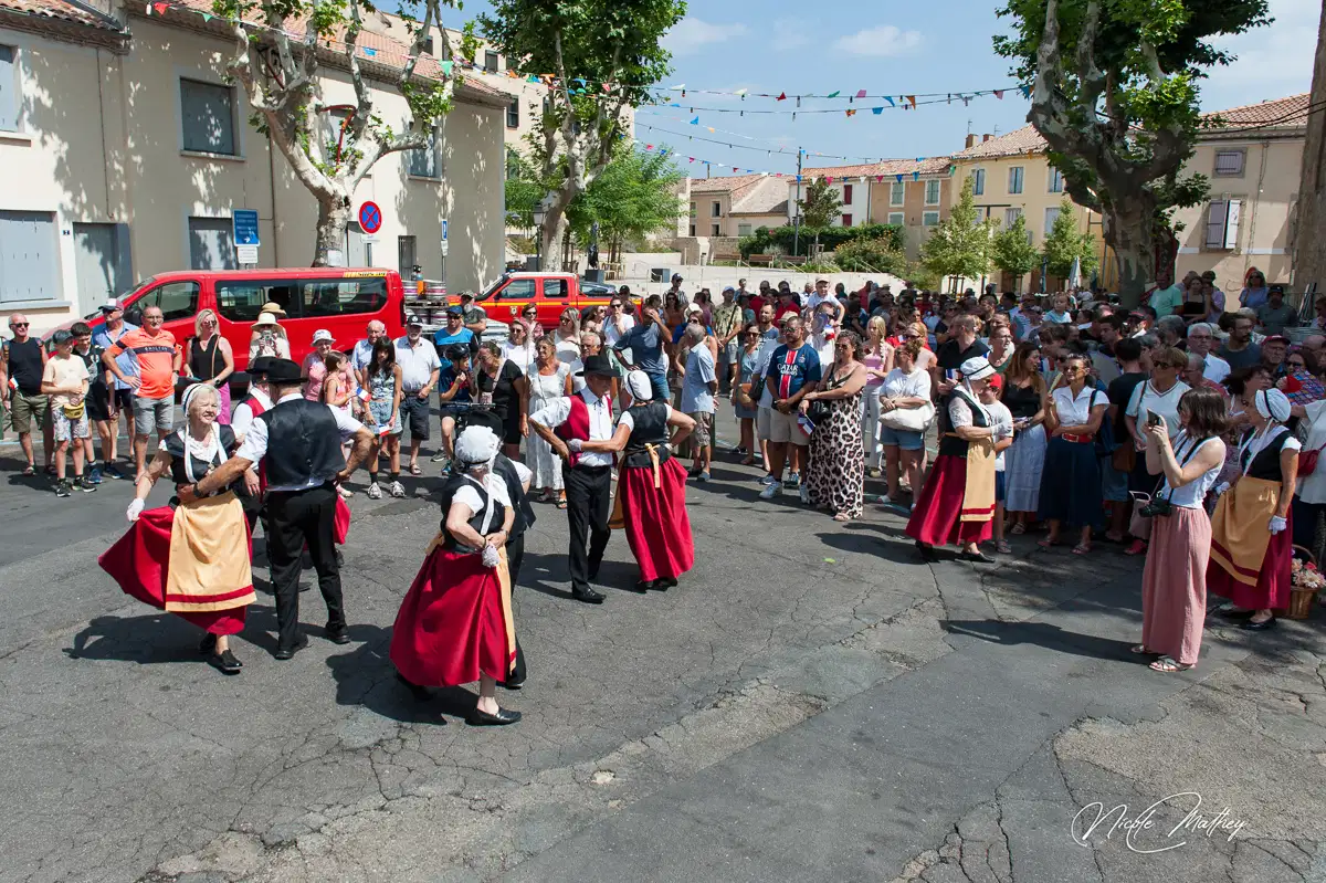 Venez nous vois danser les Treilles Cazoulines le 14 juillet à Cazouls les Béziers